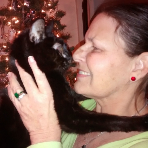 Meet your Posher, Sally - Picture 12 of 16